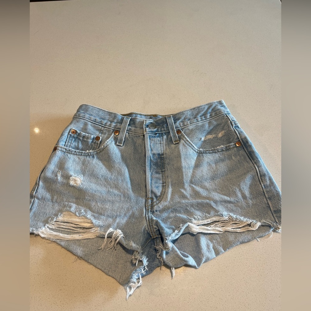 Levi’s Original 501 short size 25